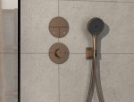 HANSGROHE - ShowerSelect Comfort Ventil pod omítku, pro 3 spotřebiče, kartáčovaný bronz 15558140