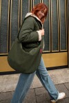 Taška přes rameno Reisenthel Moonbag Cord dark matcha
