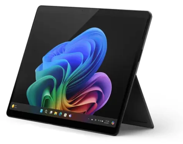 Microsoft Surface Pro 13" (11. edice) Černá / Notebook / 13" 2880x1920 / Snapdragon X Elite / 16GB / 512GB / W11 Pro (ZIN-00024)