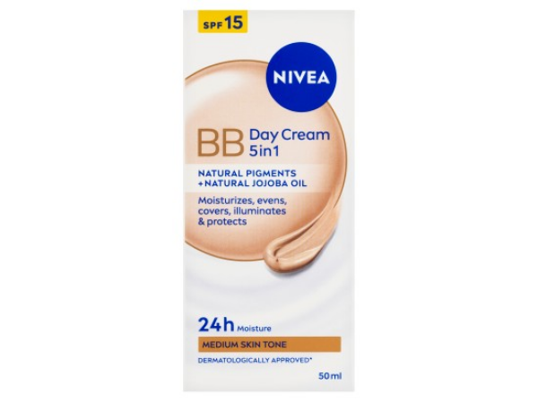 Nivea Hydratační denní BB krém 5 v 1 pro tmavší odstín pleti OF 15 50ml