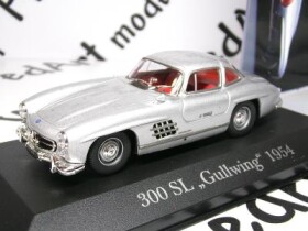 24 - MERCEDES-BENZ 300 SL Gullwing 1954 - ALTAYA 1:43