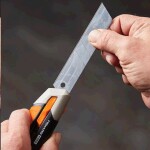 Nůž ulamovací 25 mm Fiskars CarbonMax™ 1027228