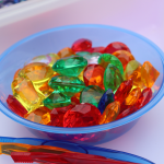 TickiT Třídicí průhledné diamanty (144 ks)