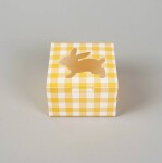 Cake Star Cake Star Velikonoční krabička vzor kostka žlutá (10 x 10 x 6,5 cm)