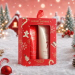 Grace Cole Sada kosmetiky v dárkovém boxu Wild Fig & Cranberry – Winter Wonders, červená barva, plast