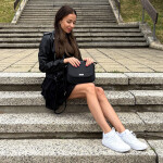 Módní dámská crossbody kabelka Delami Little Charm, černá