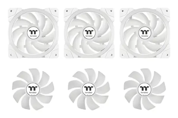 Thermaltake MAGFloe 360 Ultra ARGB Snow Edition bílá / AIO vodní chladič CPU / 3x 120 mm / LCD 3,95" / 2000 RPM (CL-W433-PL12SW-A)