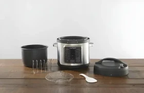 Crock-Pot CSC062X černá/nerez / Multifunkční hrnec / 5,6 l / 1400 W / 14 programů (CSC062X)