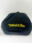 Mitchell & Ness Pánská kšiltovka Boston Bruins NHL Full Frontal Snapback Vntg