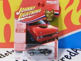 4/22 - 1971 Plymouth Cuda Convertible - JOHNY LIGHTNING