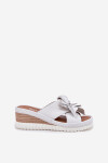 Kožené Dámské Klapky Na Platformě S Ozdobným Květem Artiker Bílá-Stříbrná 54C0538 37