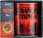 Stranger Things XL hrnek se samolepkou 500 ml - EPEE