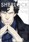 Sherlock Studie růžové Mark Gatiss
