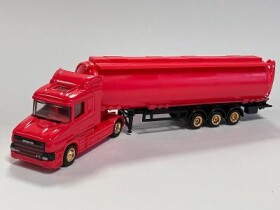 Reklamní kapotová Scania - cisterna - bez potisku - 1:87 H0 (A-83)