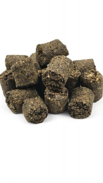 Chyť a pusť Řepkové pelety Original s dírou - 20mm 10kg,Chyť a pusť Řepkové pelety Original s dírou - 20mm 10kg