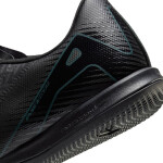 Kopačky Nike Zoom Mercurial Vapor 16 Academy IC M FQ8434-002 44