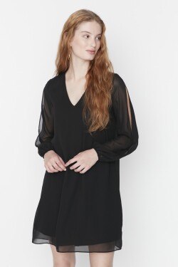 Trendyol černé mini šifonové tkané šaty