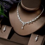 Souprava šperků Swarovski Elements Melissa, Bílá/čirá 43 cm