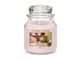 Yankee Candle Fresh Cut Roses střední sklenice 411g / doba hoření: až 75 h (1038356E)