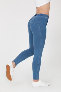 Dámské džíny Mid Waist Light Blue Boost Jeans Gemini světle modrá