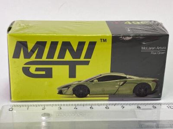 McLaren Artura - Flux Green - 1/64 MiniGT #496 (V25-x)