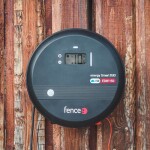 Premium sada solární ohradník - Kompletní přenosná schránka + 10J Wi-Fi chytrý zdroj, panel 200 W