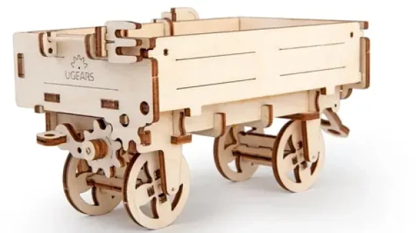 Ugears 3D dřevěné mechanické puzzle Vlečka k traktoru