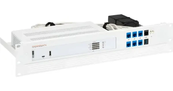 Rackmount.IT RM-SR-T15 bílá / Montážní sada do racku / pro Sophos XGS 108, 108W / 1.3U (RM-SR-T15)