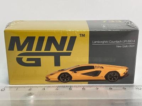 Lamborghini Countach LPI 800-4 N. Giallo Orion 1/64 MiniGT #733 (H13-x