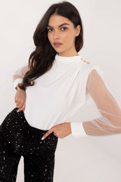 Halenka model 203405 Italy Moda universal