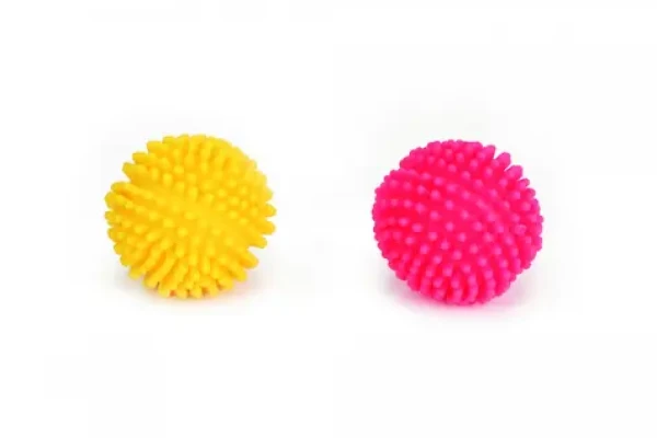 Beeztees Míček s bodlinami vinyl 8cm (KF-620202)