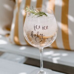 Bella Rose Sklenice na drink Ice Ice Baby, čirá barva, sklo, 610 ml