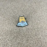 Pinarna.cz Hnědá kočička s knihou a kafíčkem