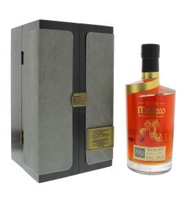 Rum Malteco 1982 40% 0,7 l (dřevěná kazeta)