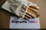 Kidtown Smile: Hop (hrací set, 10-12 měsíců)