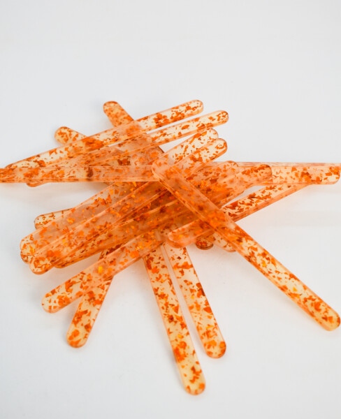 Cake star Akrylatové tyčky na nanuk oranžová s třpytkami délka 11,5cm (10ks)