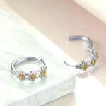 LUNICA Stříbrné náušnice KVÍTKY 0684