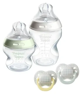 Tommee Tippee Natural Start ANTI-COLIC bílá, zelená / Novorozenecký set kojeneckých lahviček / 150 ml + 260 ml / 0m+