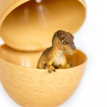 Safari Ltd. Safari Ltd. Figurka - T-Rex mládě s vejcem (s rozšířenou realitou)