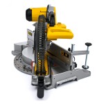 DeWalt DWS780 / Posuvná pokosová pila se svítilnou XPS / 1675W / Průměr kotouče 305 mm / hloubkou řezu 170mm