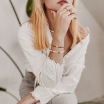 Perlový náramek Alice Gold - srdce, Zlatá 17 cm + 3 cm (prodloužení) Bílá
