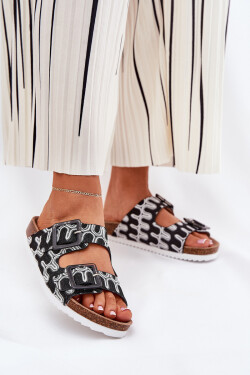 Dámské Pantofle S Přezkami A Leskem Černé S.Barski RB51-006 37