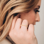 LUNICA Stříbrný prstýnek TŘPYT GOLD Velikost prstenu: 10 (EU: 62-64) 0620_10