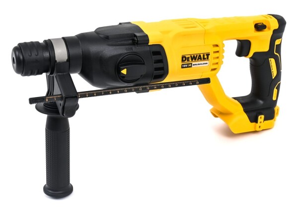 DeWalt DCH133NT / Aku kladivo SDS-Plus / 18V / bez baterie / kufr (DCH133NT)