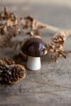 Storefactory Podzimní dekorace Houba Bovik Brown 5 cm, hnědá barva, keramika