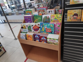 COOP Stojan dřevěný