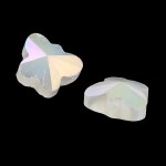 Skleněné korálky - broušený motýl - různé varianty - 10 x 8 x 6 mm - 1 ks Barva: Zelená