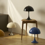 Louis Poulsen Přenosná lampa Panthella 250 Opaque Black, černá barva, plast