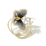 Exkluzivní brož Swarovski Elements Accia - motýl, Zlatá
