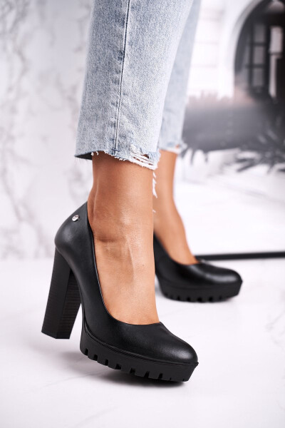 Lodičky Na Podpatku Maciejka 02629-01 černé 40